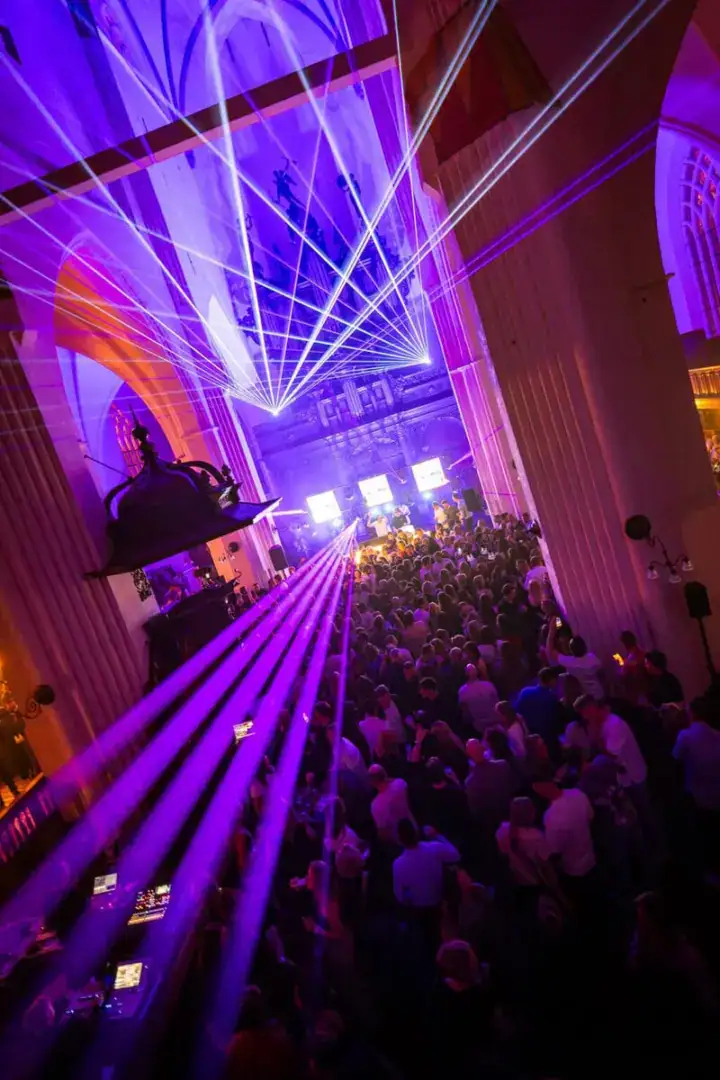 2025.04.11 Flonk Akerk Ravi Steneker 17 1024x1536 1